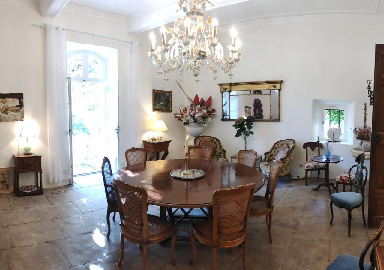 Rue Du Chateau A Cabrieres D'Avignon Bed and Breakfast Buitenkant foto