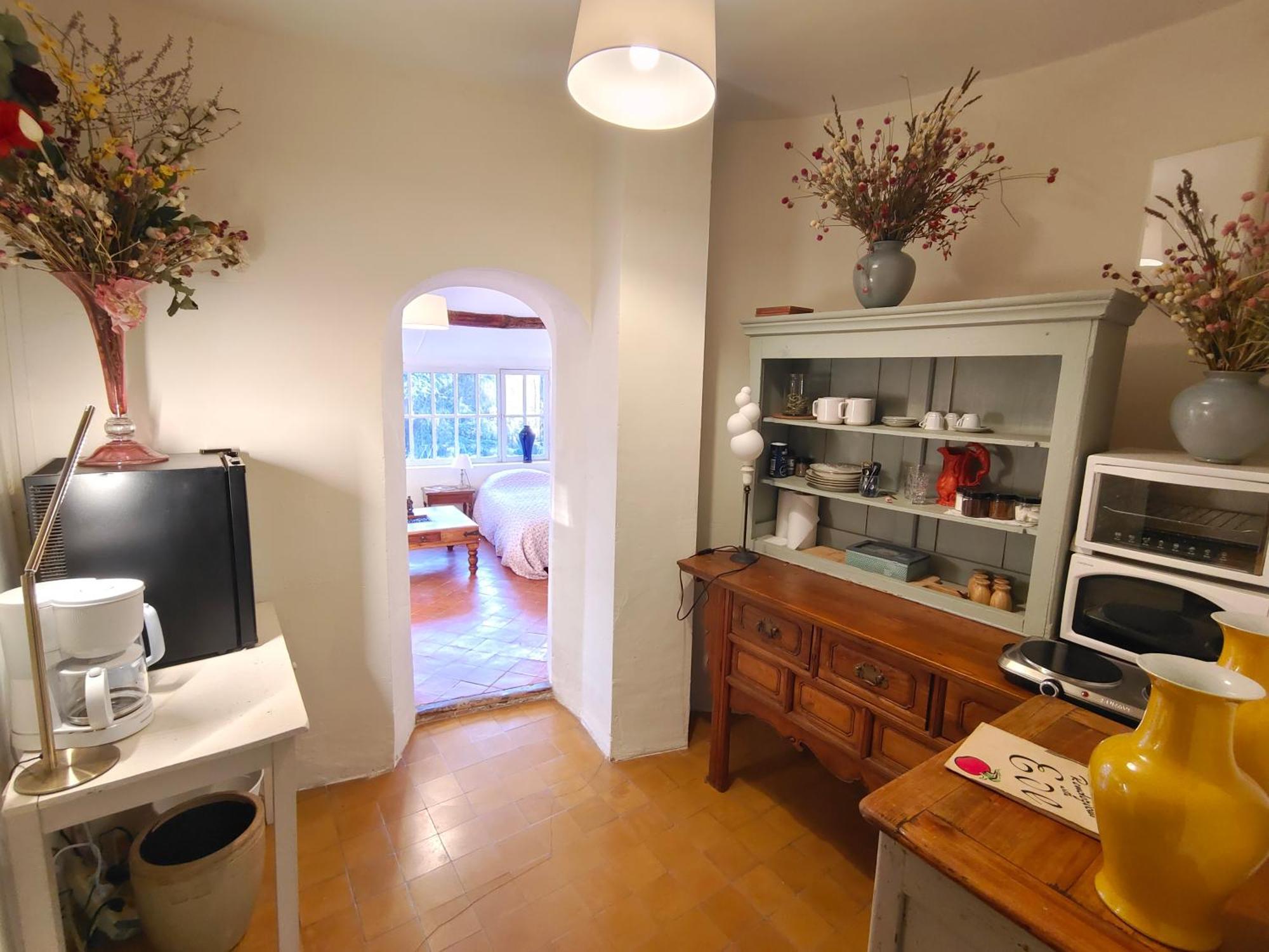 Rue Du Chateau A Cabrieres D'Avignon Bed and Breakfast Buitenkant foto